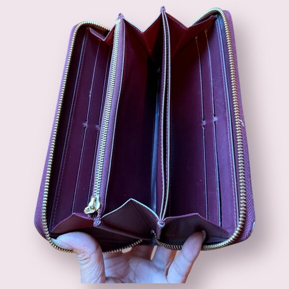 Authentic Louis Vuitton Vernis Zippy Wallet | Amarante - Picture 5 of 5